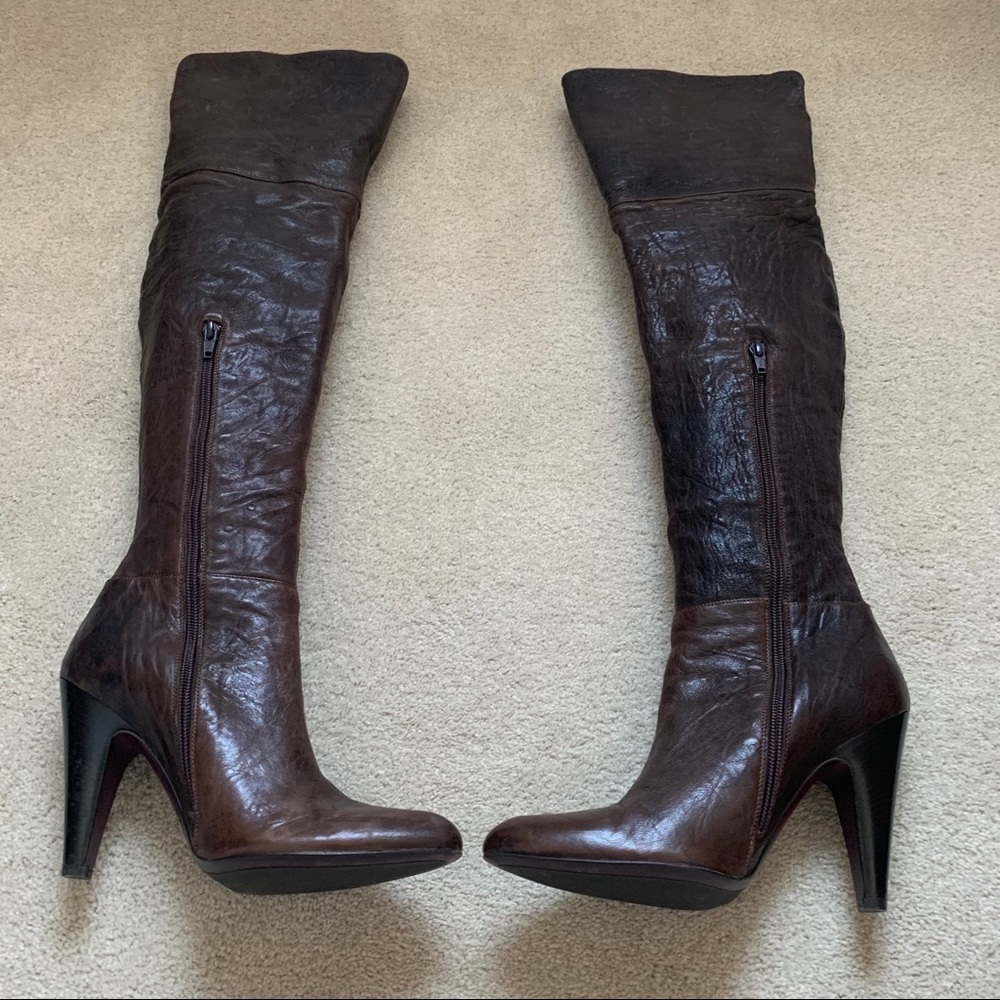 BCBGMAXAZRIA MA-ILKE Distressed Capra Boots 8B
